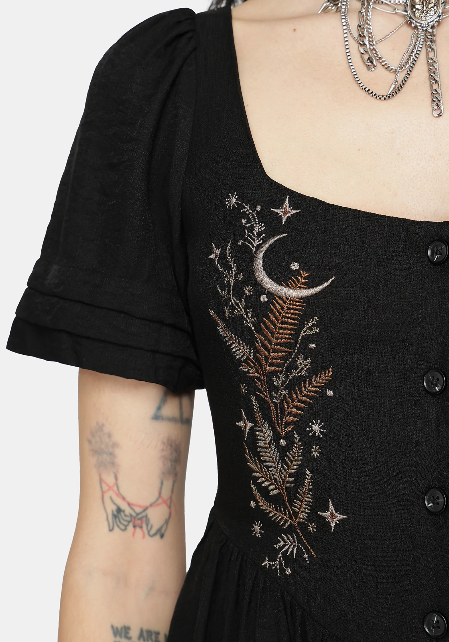 Abellona Embroidered Midi Dress - Image 5