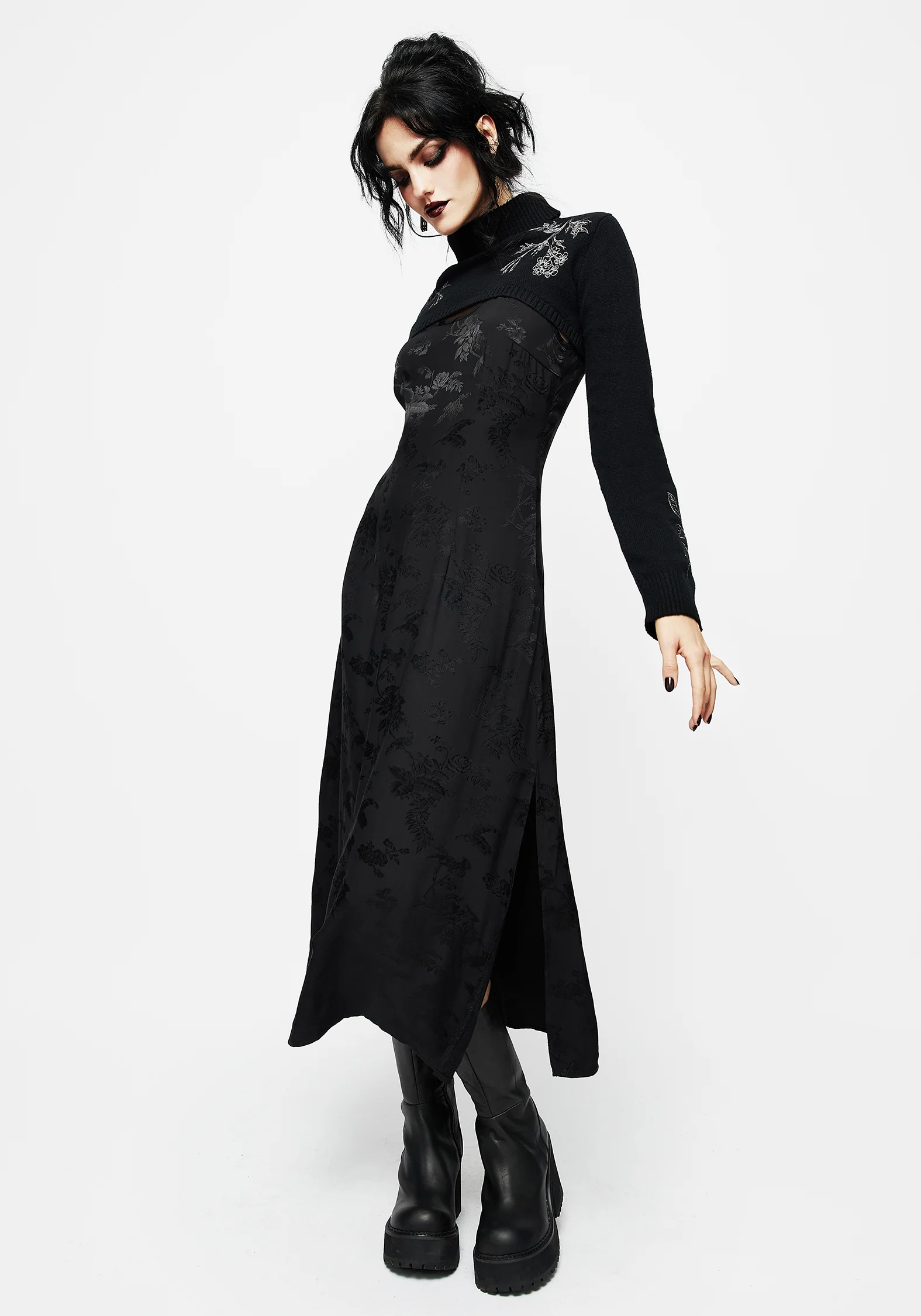 Amalthea Embroidered Roll Neck Extreme Crop Sweater - Image 6