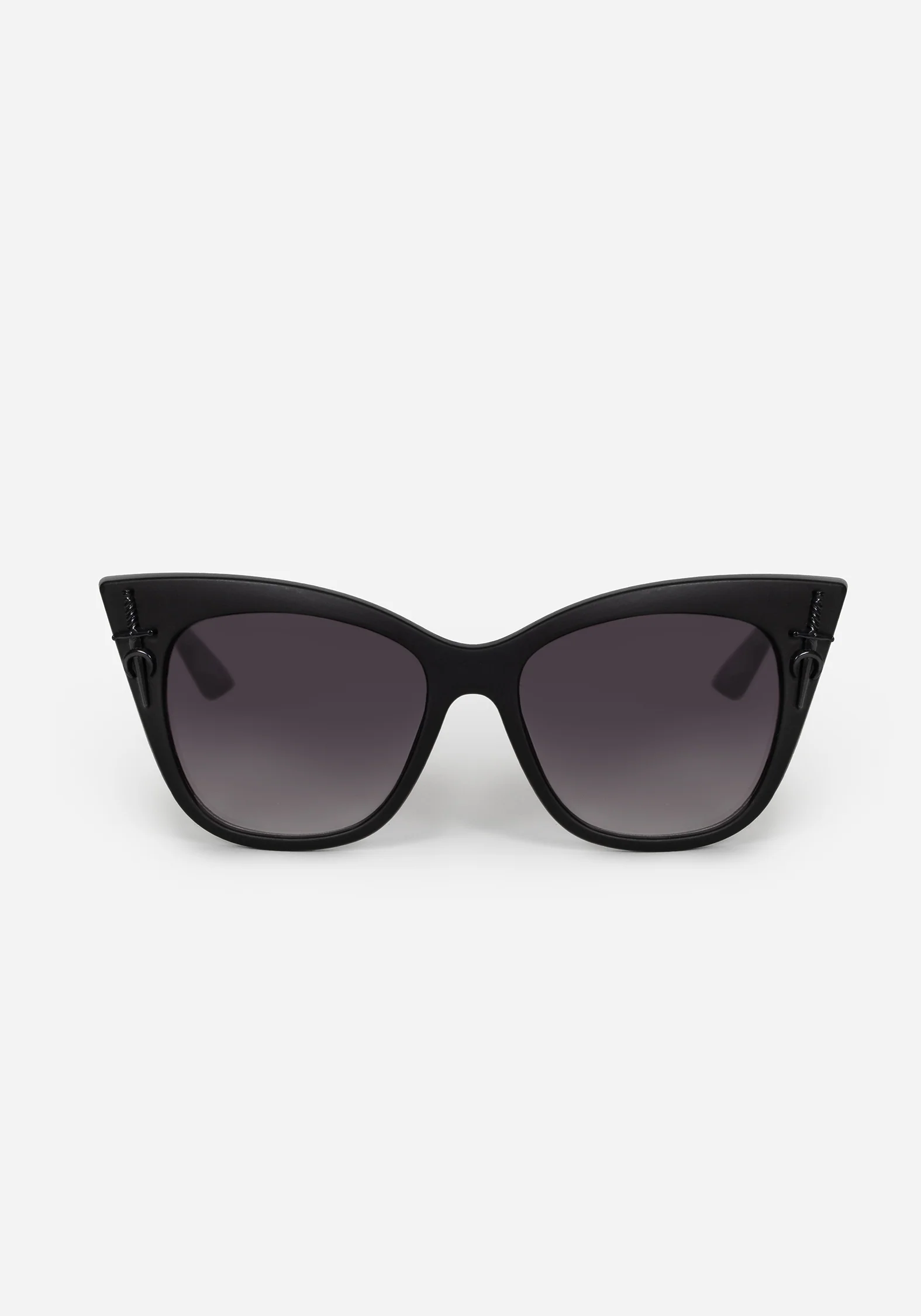 Anelace Chain Cat Eye Sunglasses - Image 4