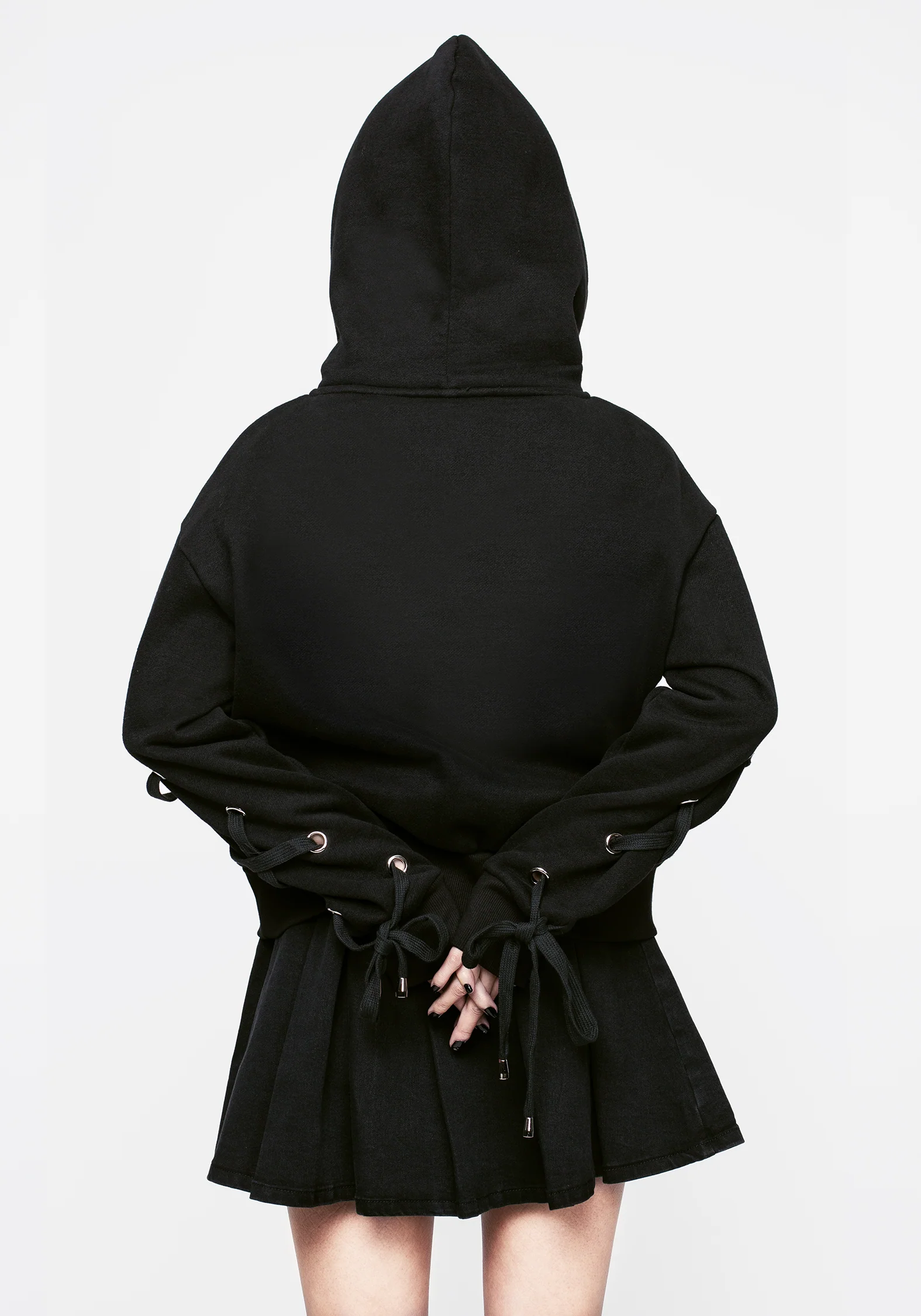 Angitia Embroidered Crop Hoody - Image 3