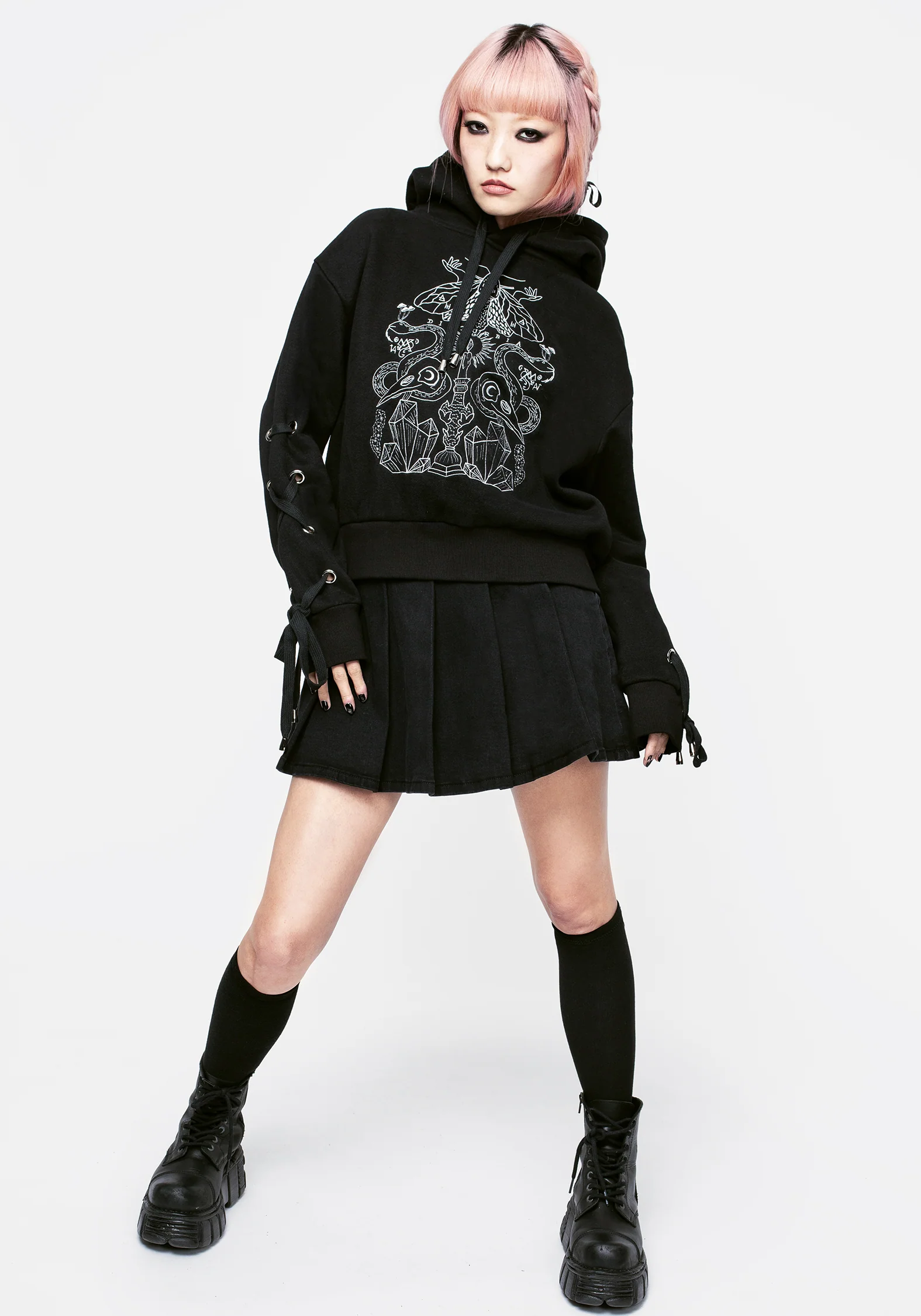 Angitia Embroidered Crop Hoody - Image 6