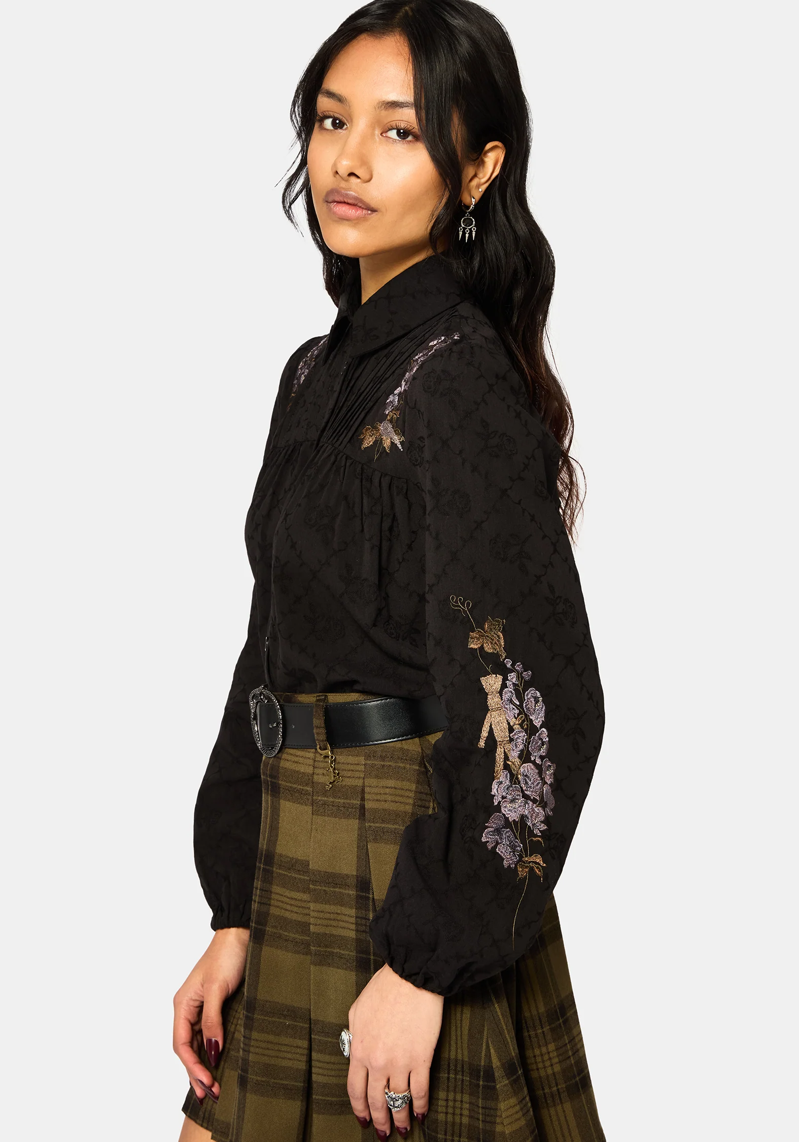 Dusha Garden Embroidered Shirt - Black - Image 8