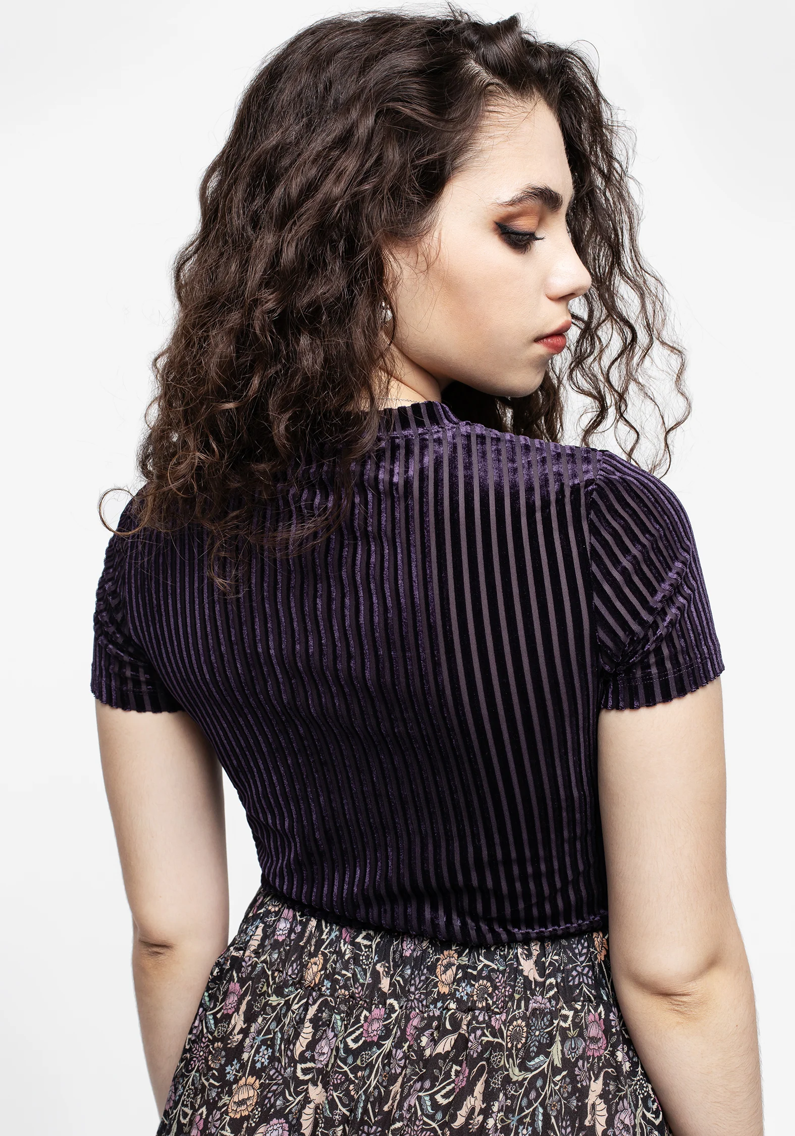 Dysnomia Ribbed Velvet Crop Top - Image 3