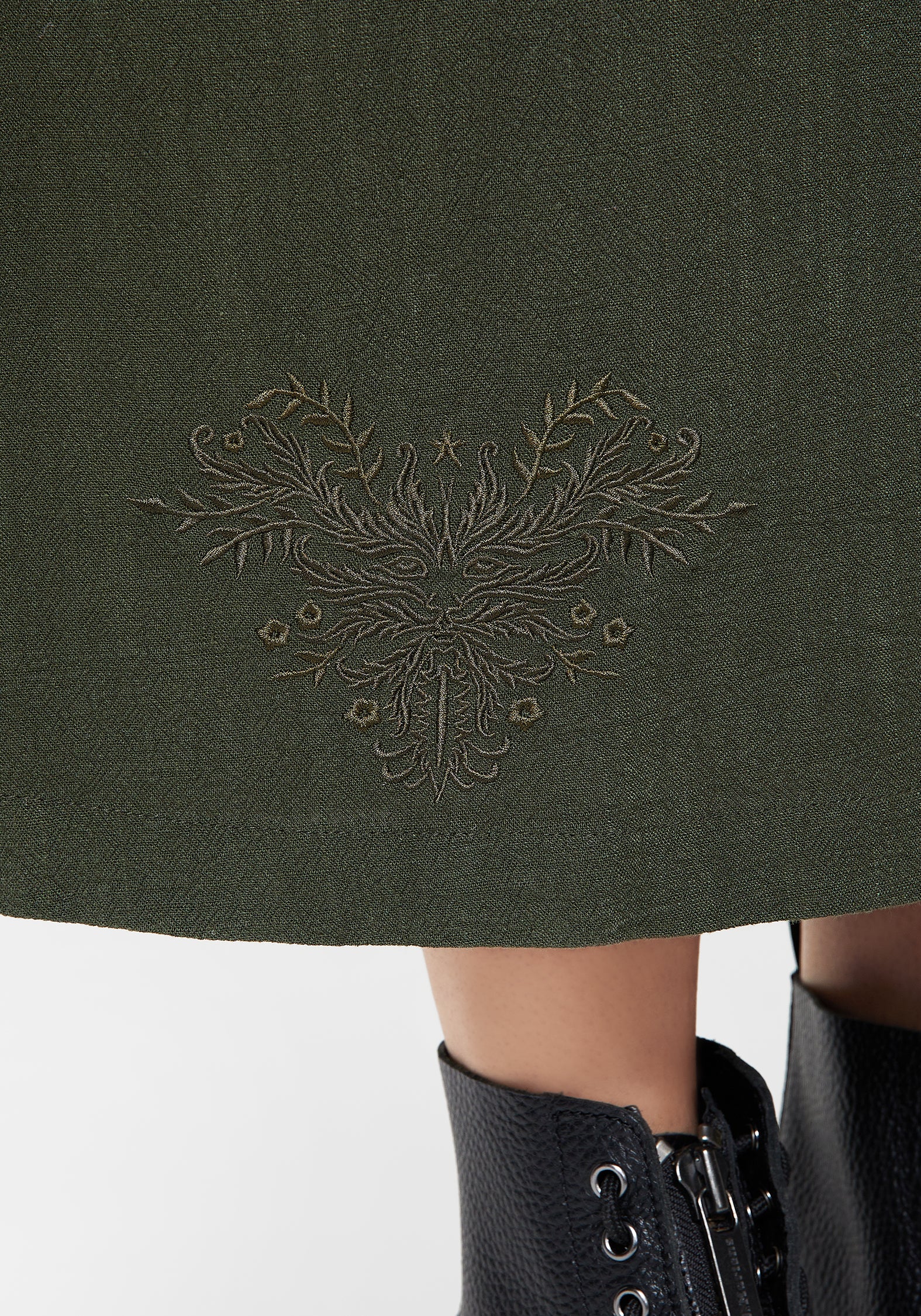 Foliate Linen-Blend Embroidered Button Up Midaxi Skirt - Green - Image 6