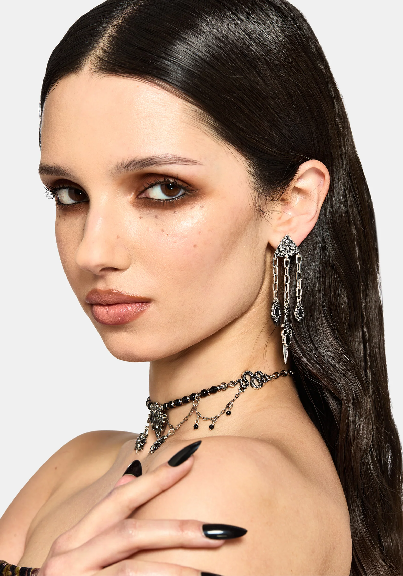 Gorthe Chain Drop Earrings - Image 5