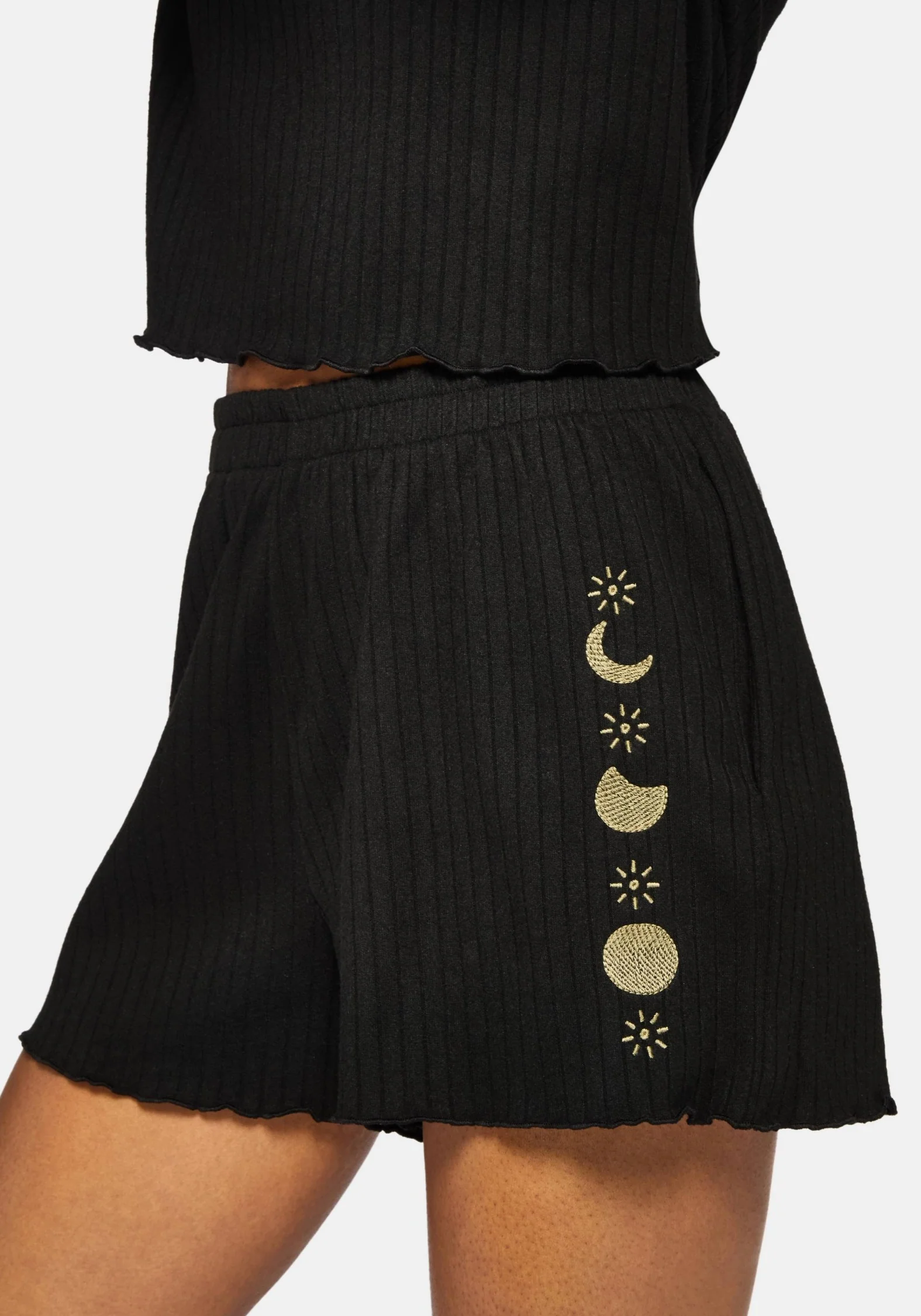 Griffinfly Embroidered Lettuce Hem Pyjama Short