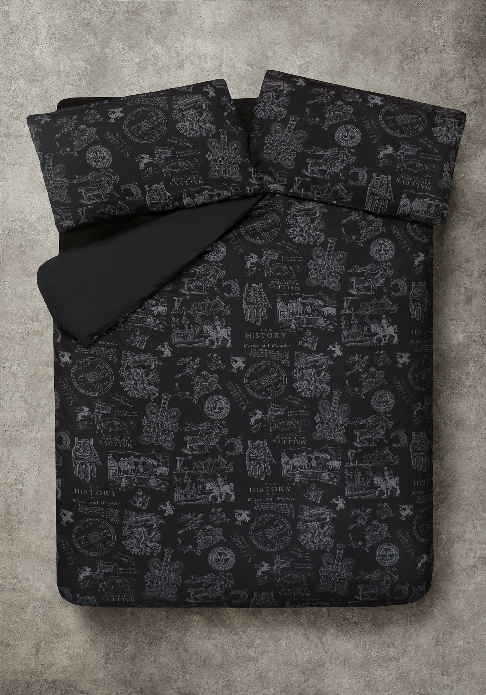 Heresy Woodcut Print Cotton Bedding Set - US King - Image 4
