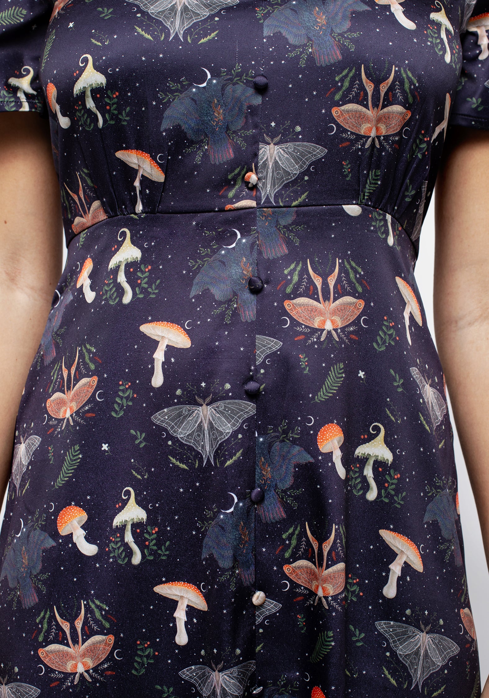 Medeina Print Button Front Satin Midi Dress - Image 2