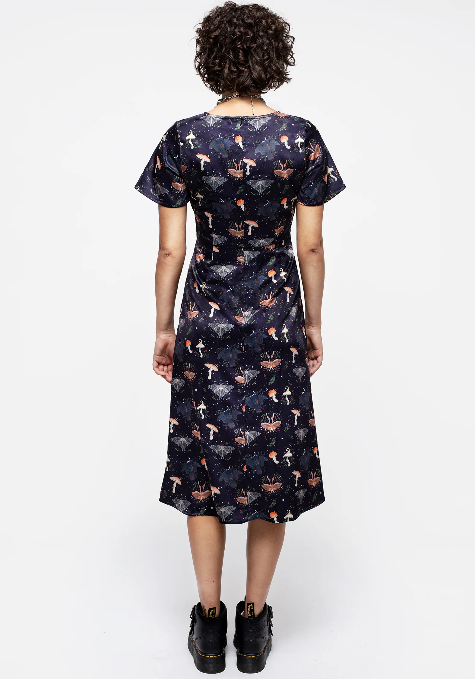 Medeina Print Button Front Satin Midi Dress - Image 3