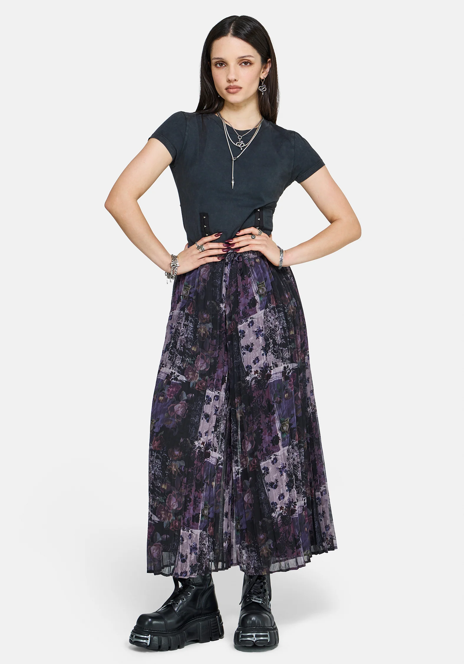 Mika Hook & Eye T-Shirt - Image 5