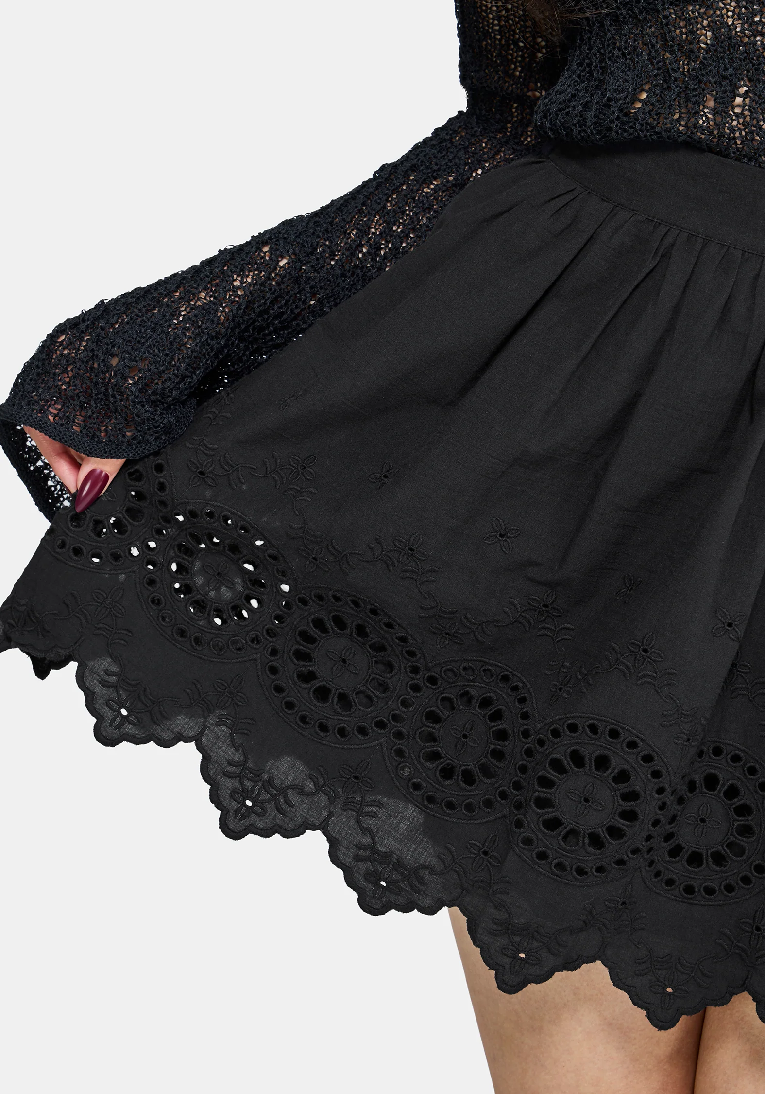 Moirae Contrast Broderie Hem Mini Skirt - Image 5