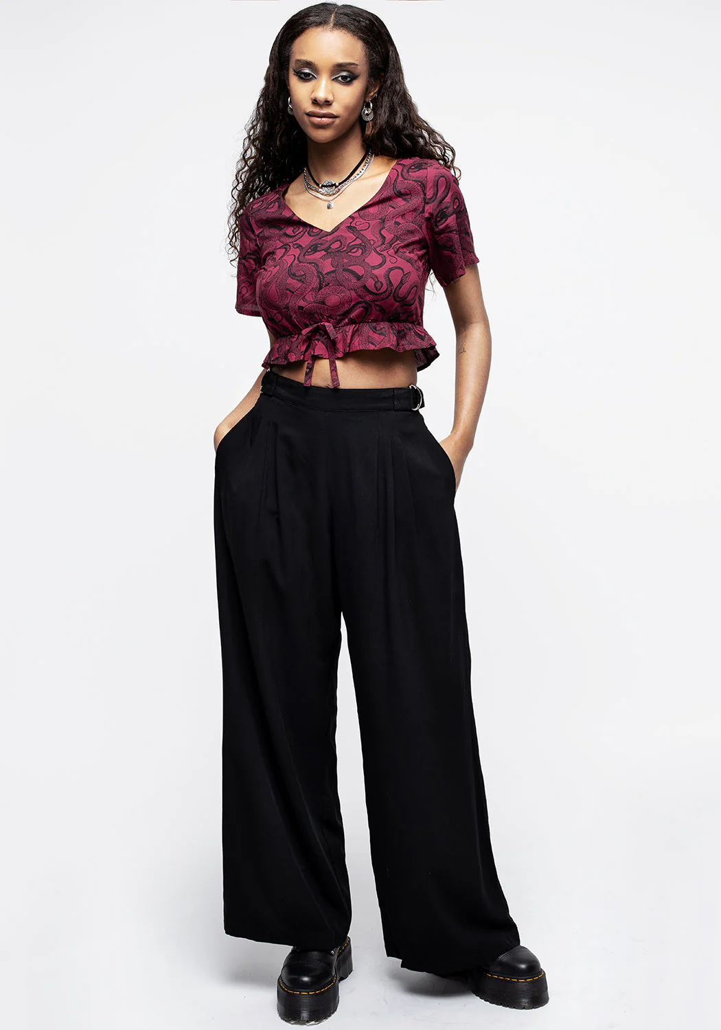 Ophidia Snakes Print Tie Detail Crop Top - Red - Image 4