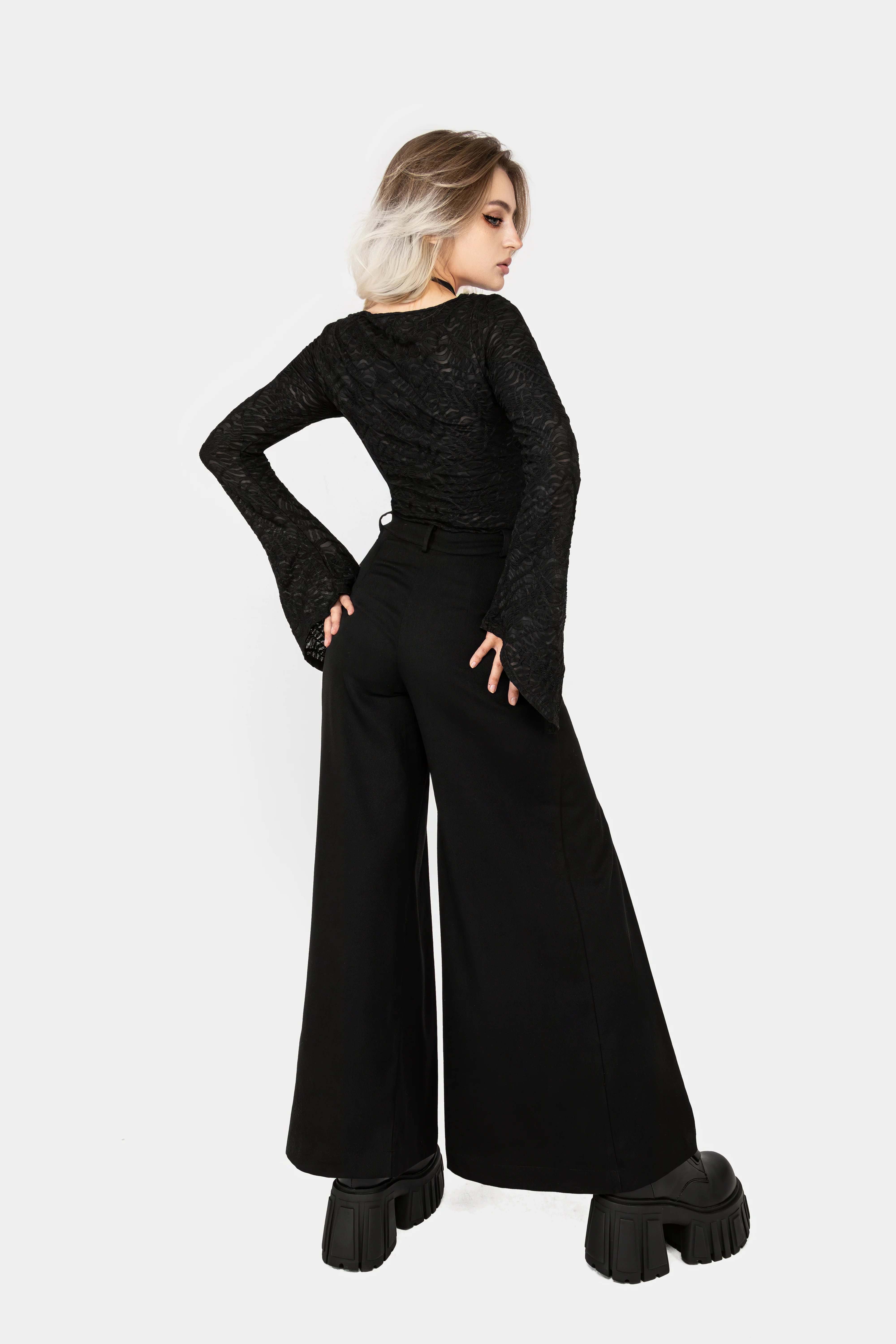Reinette Flute Sleeve Top - Image 11