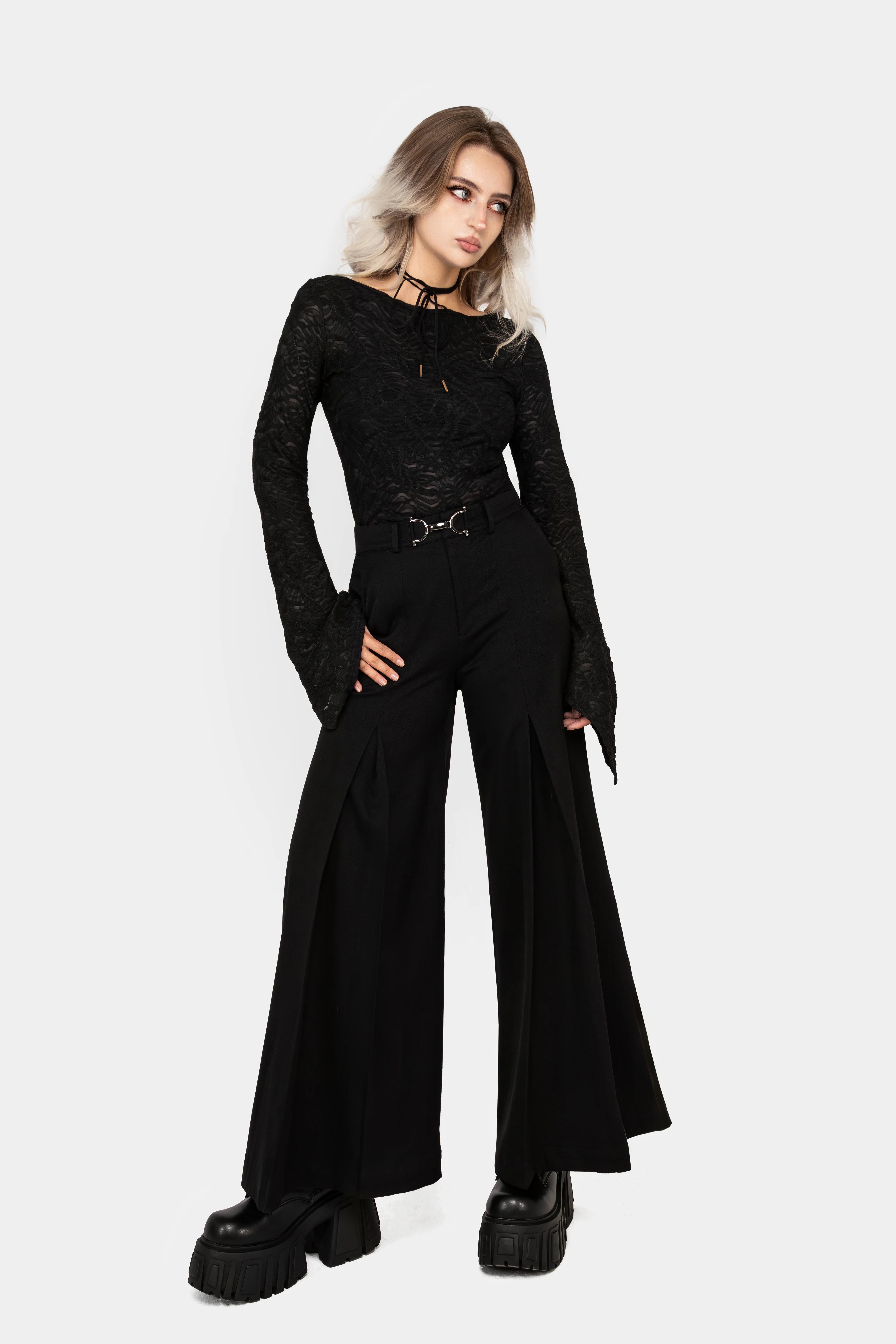 Reinette Flute Sleeve Top - Image 13