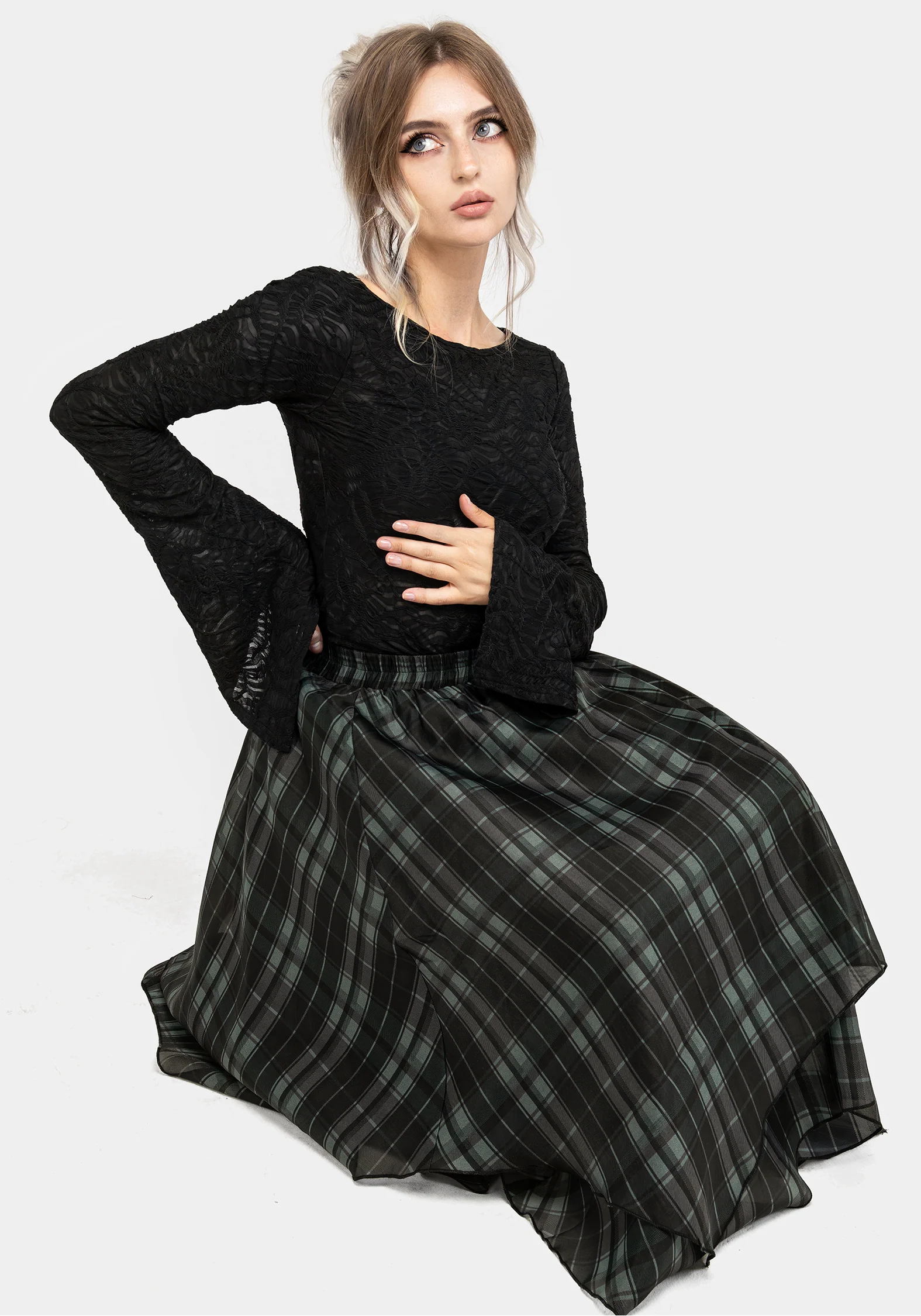 Reinette Flute Sleeve Top - Image 8