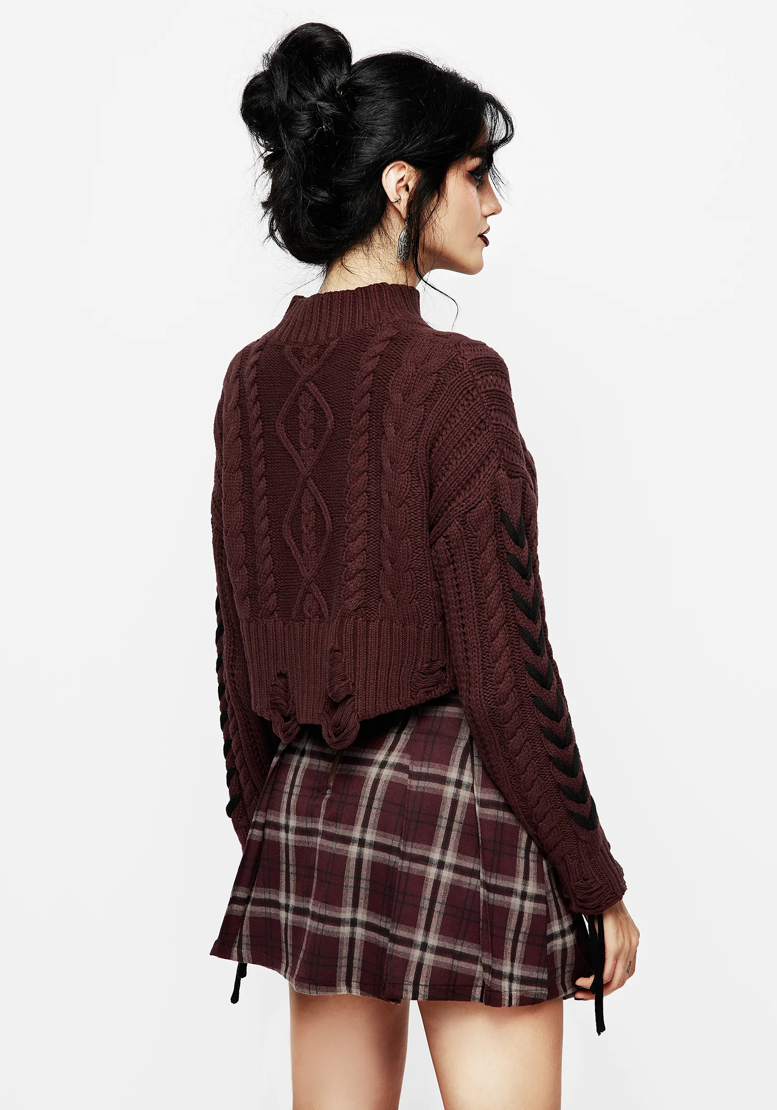 Skulk Distressed Cable Knit Crop Sweater - Image 3