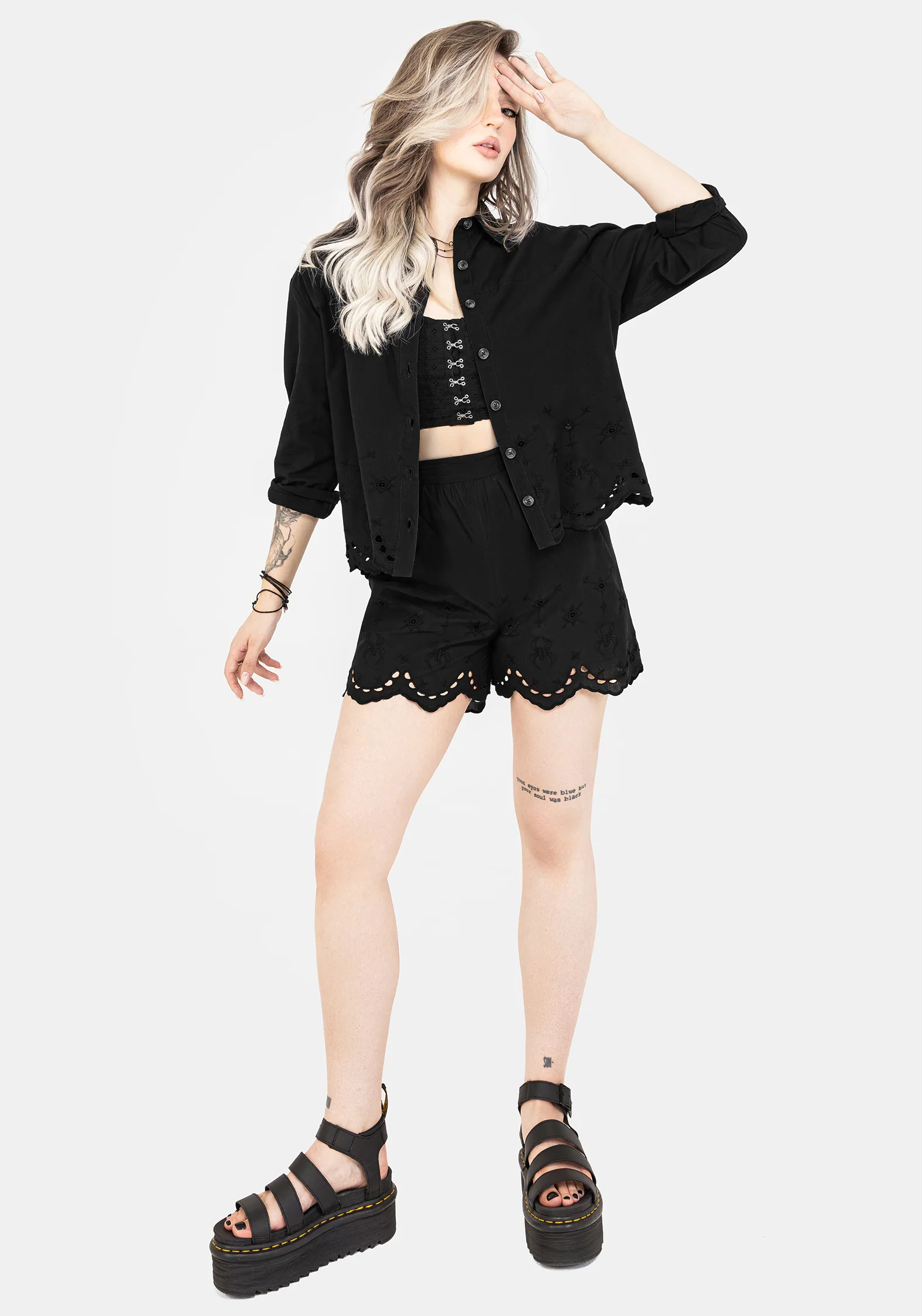 Synthweb Cotton Broderie Hem Shorts - Image 7