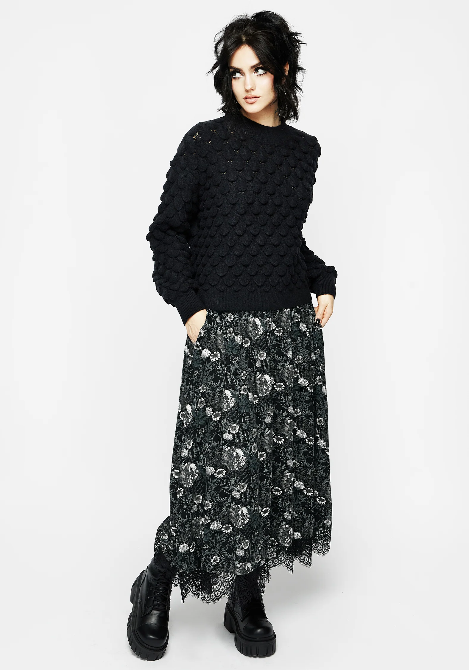Undine Chunky Knit Sweater - Image 4