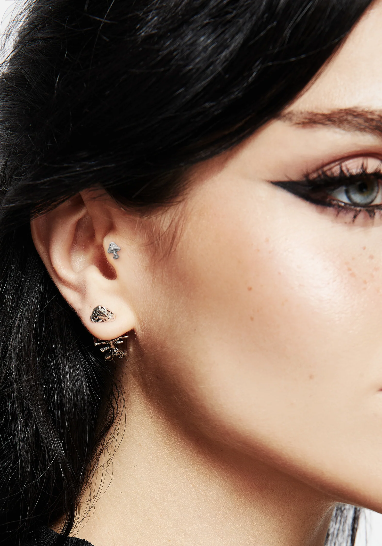 Woodstock Mushroom Cartilage Piercing - Image 2