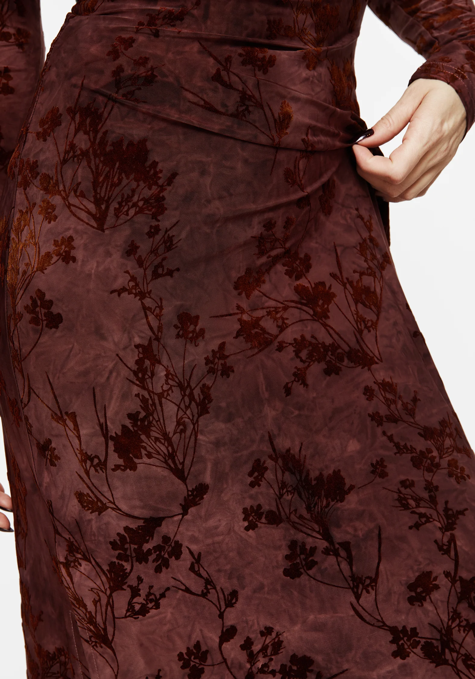 Wytchelm Flocked Velour Midaxi Dress - Red - Image 2