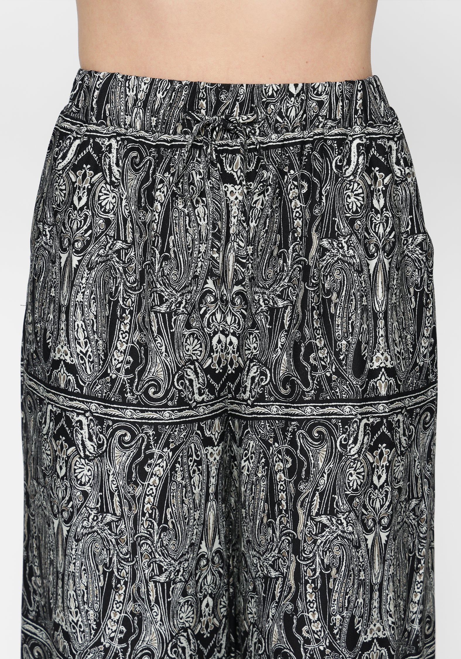 Zelira Paisley Print Palazzo Pant - Image 5